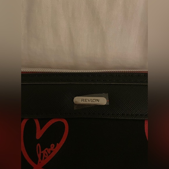 Revlon Cosmetic Bag - Picture 5 of 6